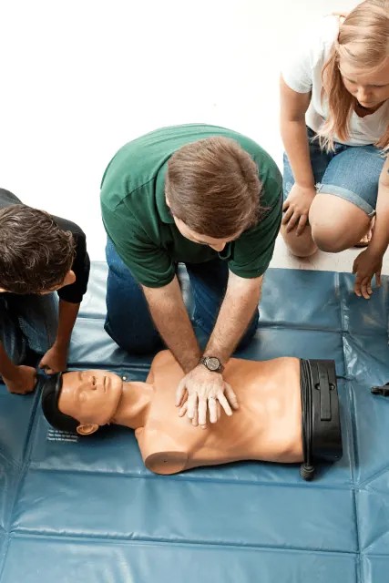 Winnipeg workplace CPR certification class